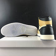 Air Jordan 1 Retro High Black Mushroom AH7389-003 - 2