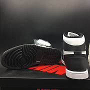 Air Jordan 1 Retro Black White (2014) 555088-010 - 6