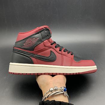 Air Jordan 1 Retro Mid Team Red Black 554724-601