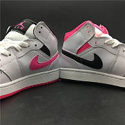 Air Jordan 1 Mid White Black Hyper Pink 555112-106 - 3