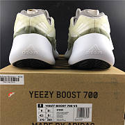 Adidas Yeezy Boost 700 ‎Coconut 700V3 White Light Green EF9899 - 5