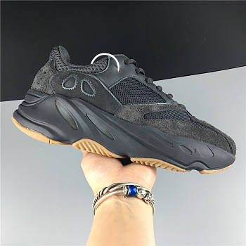 Adidas Yeezy Boost 700 Utility Black FV5304 