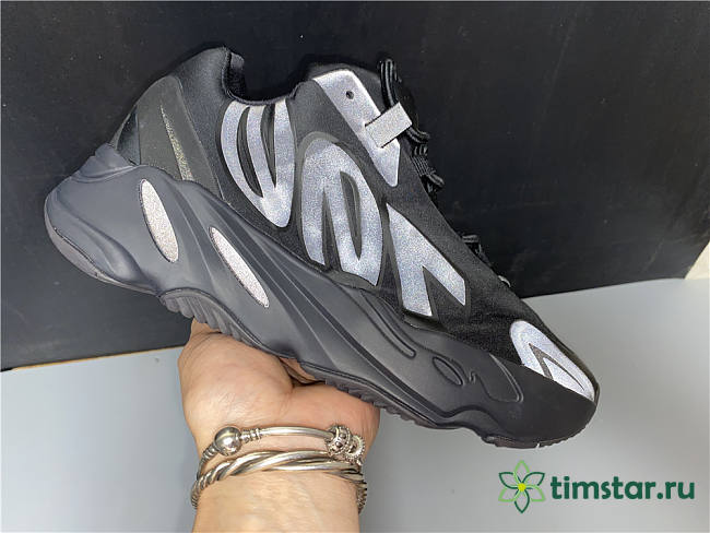  Adidas Yeezy Boost 700 MNVN Triple Black FV4440 - 1