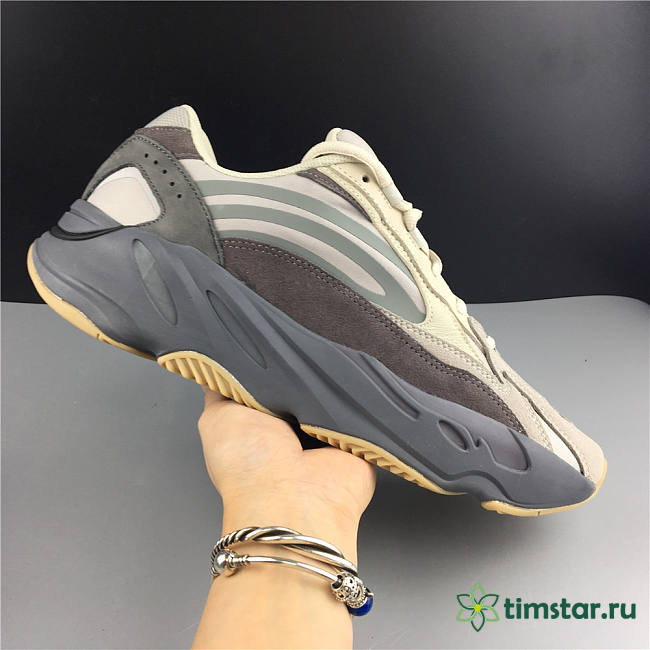 Adidas Yeezy Boost 700 V2 Tephra FU7914 - 1