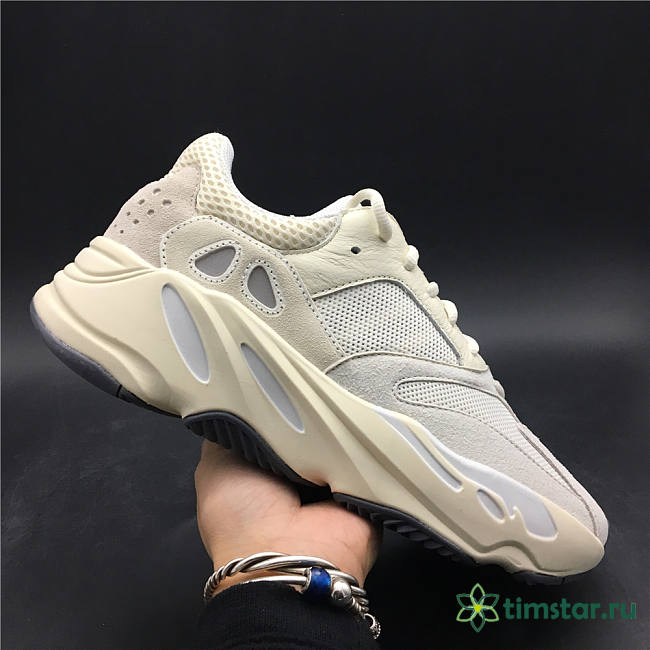 Adidas Yeezy Boost 700 Analog EG7696 - 1