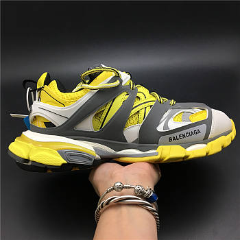 Blncig Track Trainers Yellow Black White 542436 W1GB2 7184