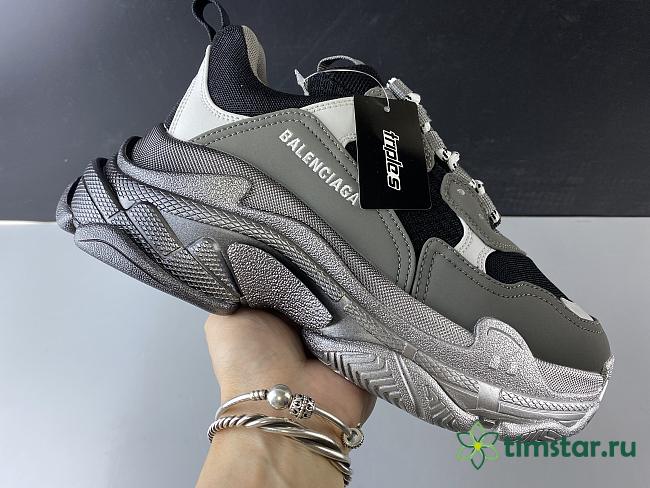 Blncig Triple S Gradient Grey - 1