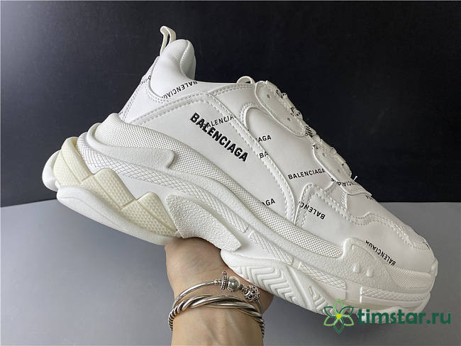 Blncig Triple S All White Logo - 1