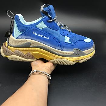 Blncig Triple S SSense 172342M237004