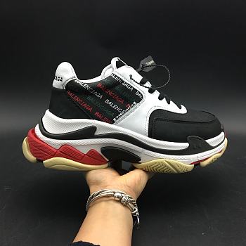 Blncig Black & White 17FW Triple S 483560-W06E1-1011