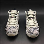 Air Jordan 11 Low white snake pattern CD6846-002 - 3