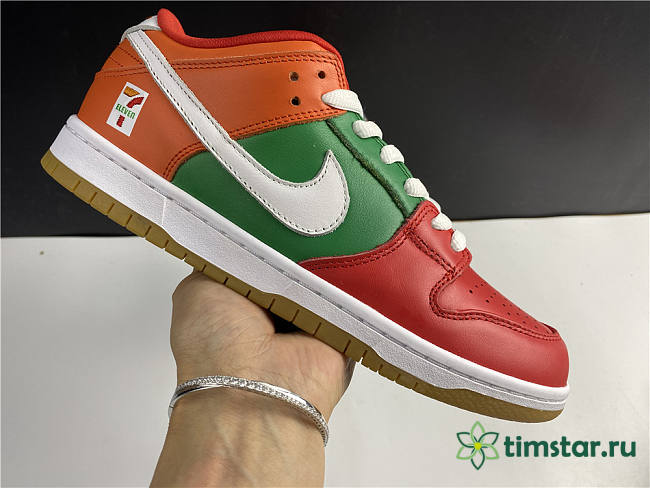 Nike SB Dunk Low 7 Eleven CZ5130-600 - Timstar