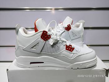 Jordan 4 Retro Metallic Orange CT8527-118