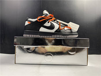 Off-White x Nike Dunk Low CT0856 -001