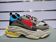 Blncig Triple S Dark Grey Red Blue 483513 W06E3 4365 - 1