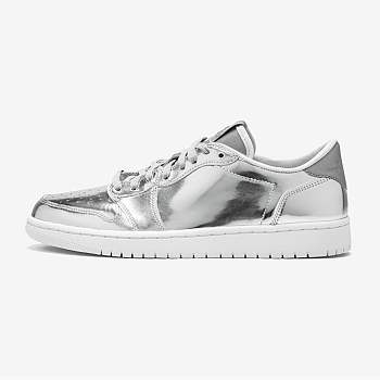 Air Jordan 1 Retro Low Pinnacle Metallic Silver 852549-003