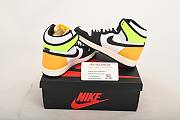 Air Jordan 1 Retro High White Black Volt University Gold 555088-118 - 3