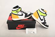 Air Jordan 1 Retro High White Black Volt University Gold 555088-118 - 4