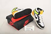 Air Jordan 1 Retro High White Black Volt University Gold 555088-118 - 5