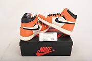 Air Jordan 1 Retro Reverse Shattered Backboard 555088-113 - 4