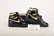 Air Jordan 1 Retro High Black Metallic Gold (2020) 555088-032  - 6