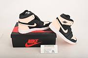 Air Jordan 1 Retro High Black Crimson Tint 555088-081  - 5