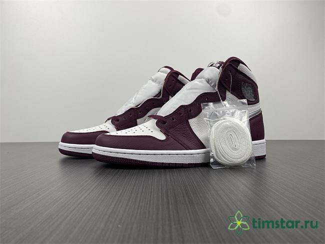 Air Jordan 1 Retro High OG Bordeaux 555088-611 - 1