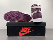 Air Jordan 1 Retro High OG Bordeaux 555088-611 - 4