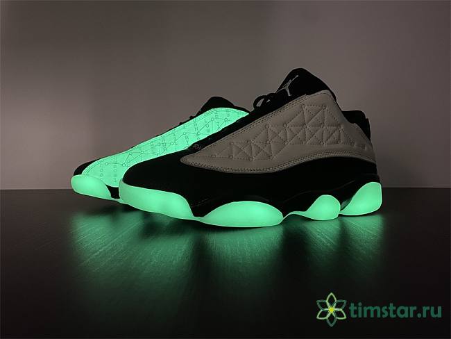 Air Jordan 13 Retro Low Single's Day (2021) DM0803-300 - 1