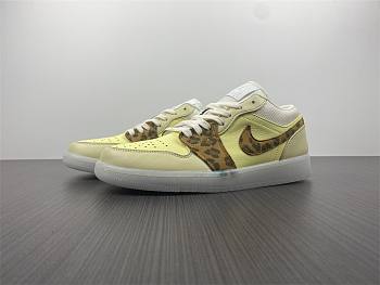 Air Jordan 1 Low SNKRS Day (W) DN6998-700