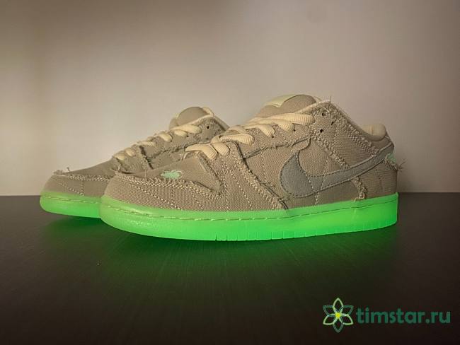 Nike SB Dunk Low “Mummy” DM0774-111 - 1