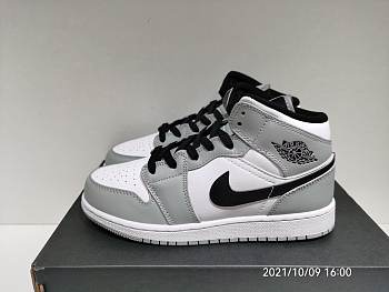 Air Jordan 1 Mid Light Smoke Grey 554724-092 