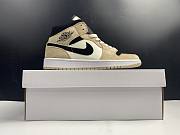 Air Jordan 1 Mid Barely Orange BQ6472-800 - 3