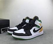 Air Jordan 1 Mid Oakland 852542-101  - 1