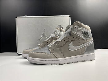 Air Jordan 1 Retro High CO Japan Neutral Grey (Suitcase) DA0382-029