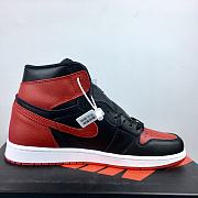 Air Jordan 1 Retro Bred 