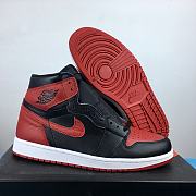 Air Jordan 1 Retro Bred 