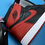 Air Jordan 1 Retro Bred 