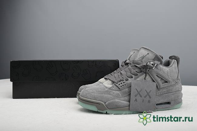 Jordan 4 Retro Kaws 930155-003 - 1