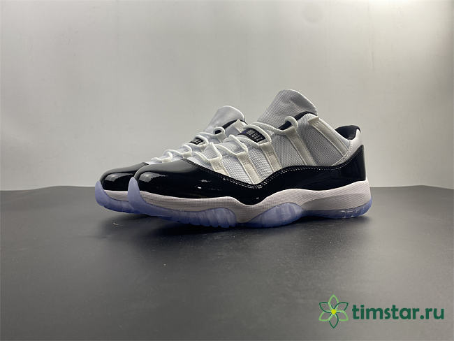 Air Jordan 11 Retro Low Iridescent 528895-145 - 1