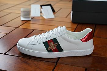 Guccii1 Ace Embroidered Bee  ‎429446 02JP0 9064