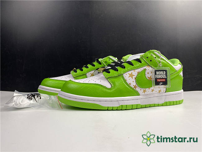 Nike SB Dunk Low Supreme Stars Mean Green (2021) DH3228-101  - 1