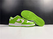 Nike SB Dunk Low Supreme Stars Mean Green (2021) DH3228-101  - 5