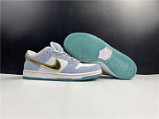 Sean Cliver x Nike SB Dunk Low White Jade Metallic DC9936-100 - 4