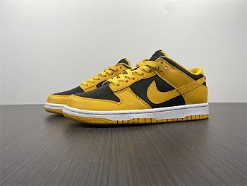  Nike Dunk Low Takes on a Familiar “Goldenrod” Colorwa  DD1391-004