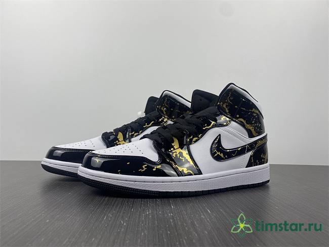 AIR JORDAN 1 MID 554724 - 1