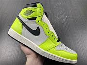 Air Jordan 1 Retro High OG Visionaire volt 555088 - 6