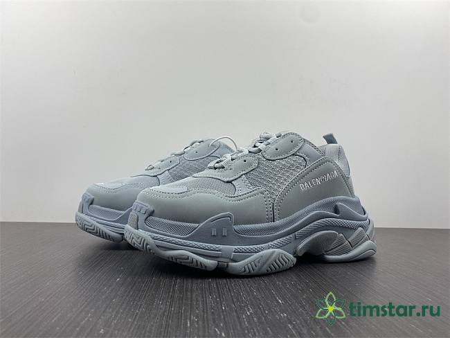 Blncig Triple S Pale Blue  524039W2FW14700 - 1