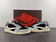 Travis Scott x Air Jordan 1 Low OG  DM7866-010 - 4