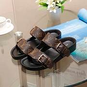 LsVttn sandals slides  - 1